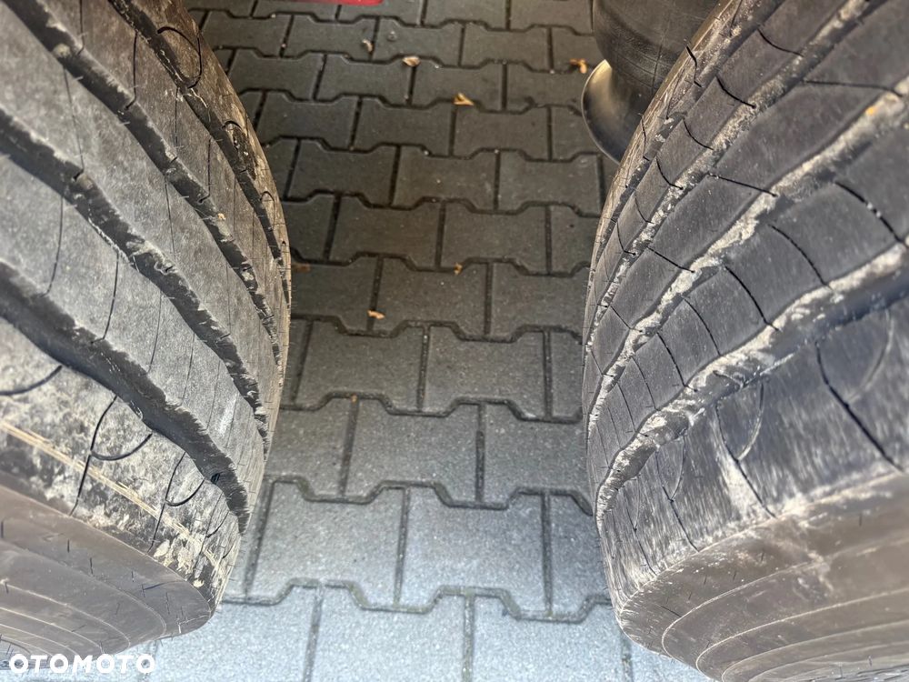 Krone Izoterma, Winda DHOLLANDIA , Oś podnoszona,  Nowe opony!! - 22