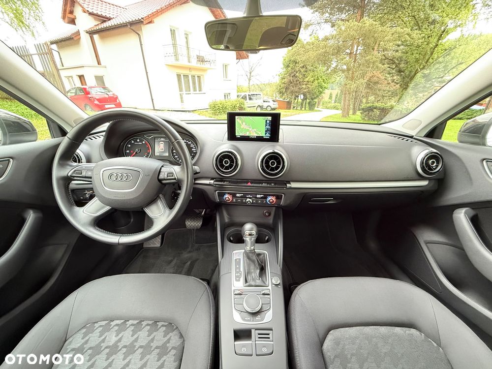 Audi A3 Sportback 1.2 TFSI Attraction S tronic - 19