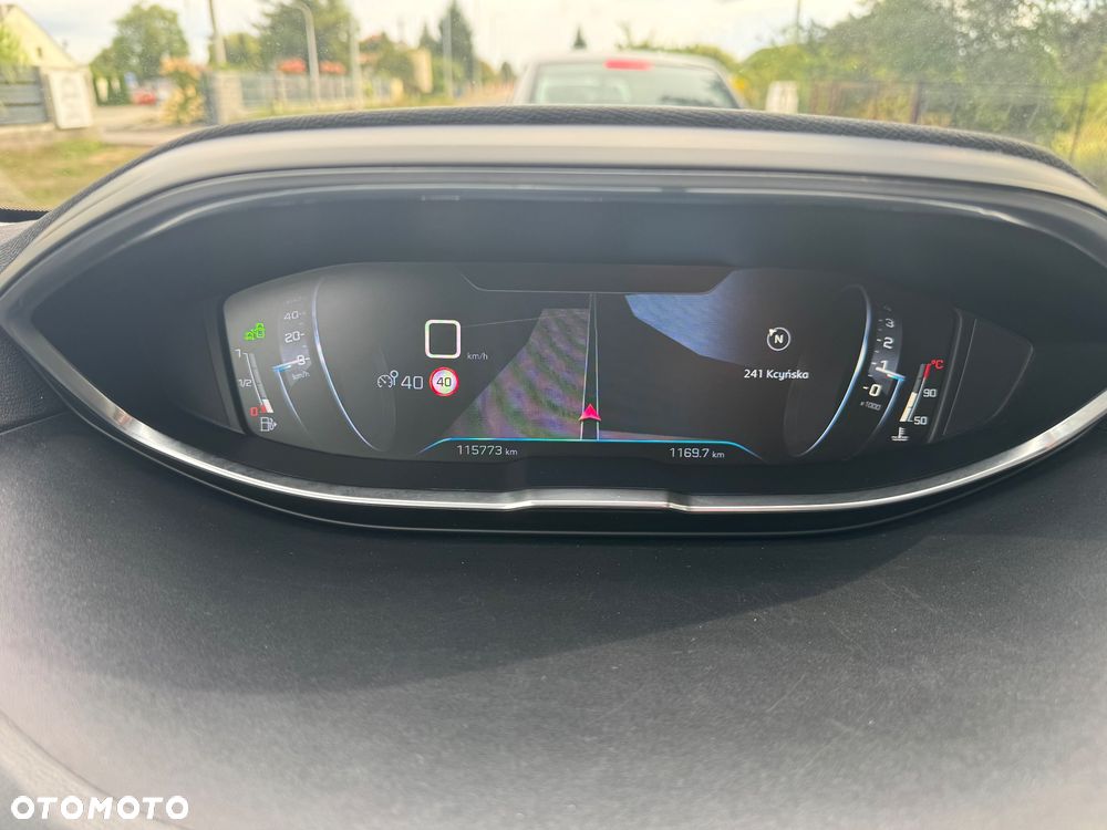 Peugeot 3008 PureTech 130 Stop & Start GPF Allure - 25