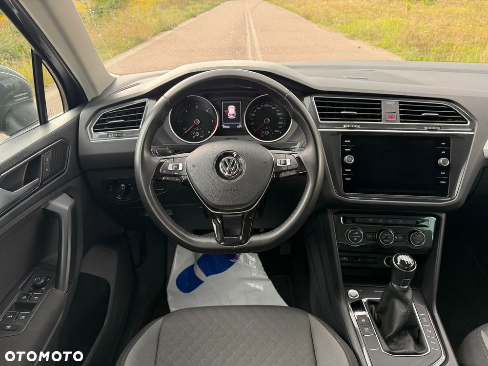Volkswagen Tiguan 2.0 TDI BMT SCR Comfortline - 19