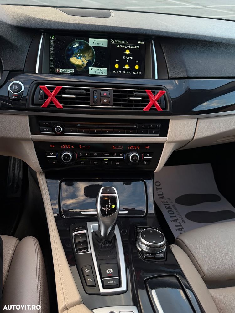 BMW Seria 5 530d xDrive AT - 23
