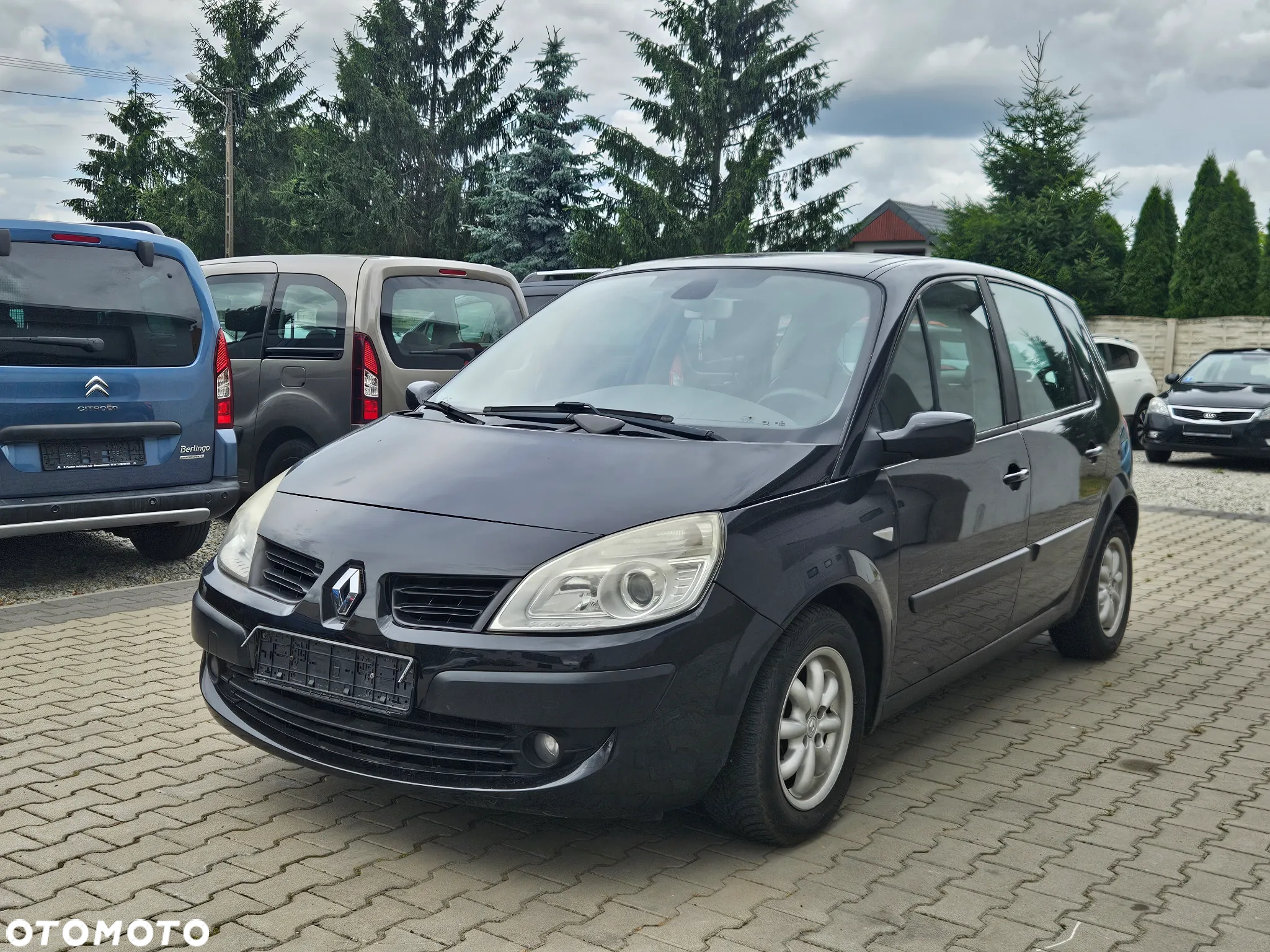 Renault Scenic 1.6 16V 110 Expression - 11