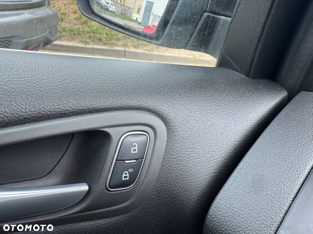 Ford C-MAX 1.5 EcoBoost Start-Stop-System COOL&CONNECT - 17