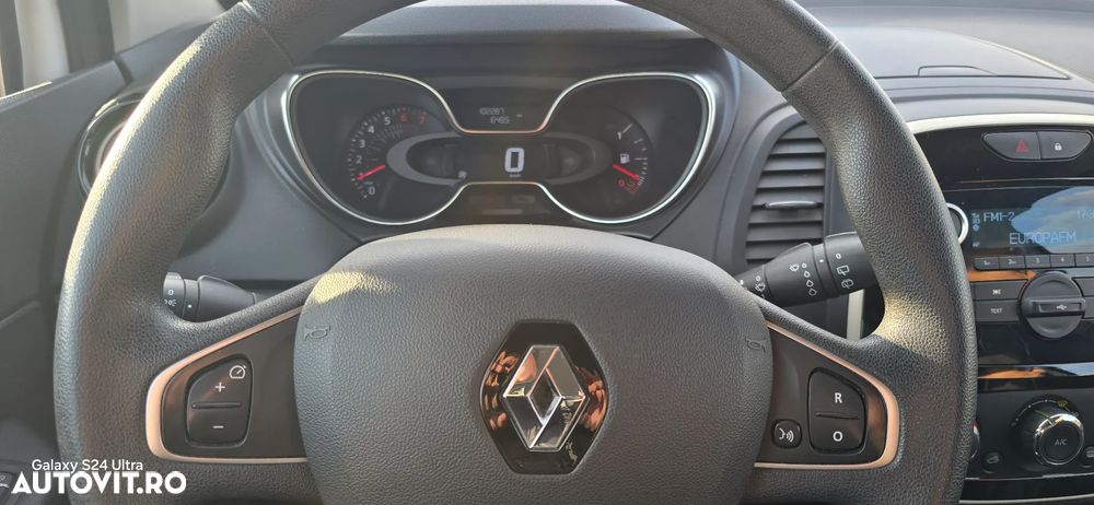 Renault Captur TCe Life - 18
