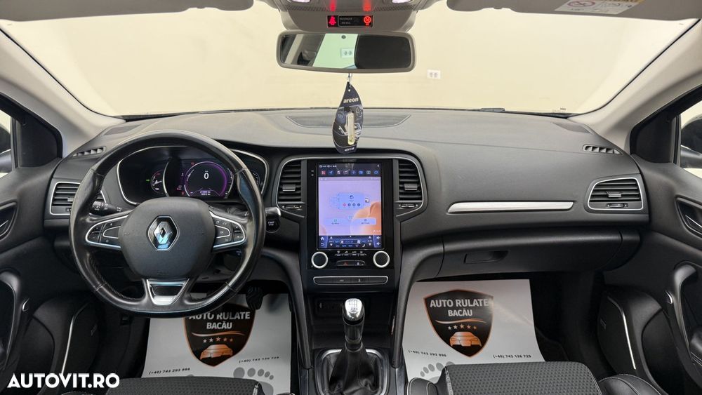 Renault Megane - 8