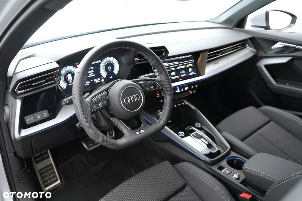 Audi A3 Sportback - 16