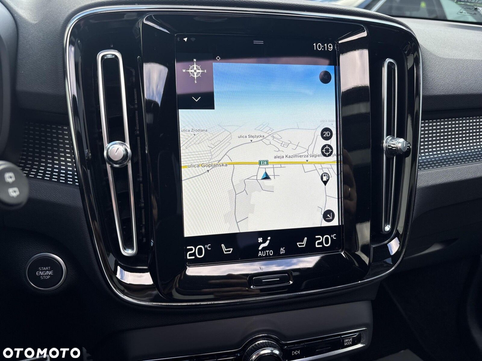 Volvo XC 40 - 23