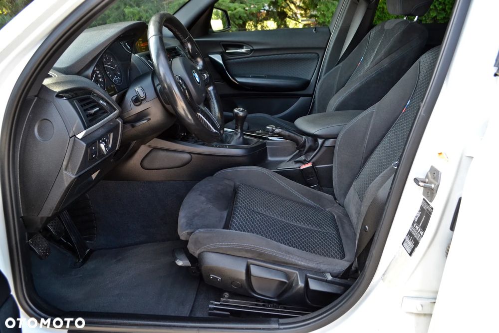 BMW Seria 1 116d Edition M Sport Shadow - 16