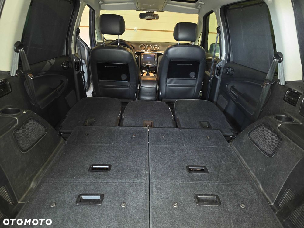 Ford Galaxy - 7