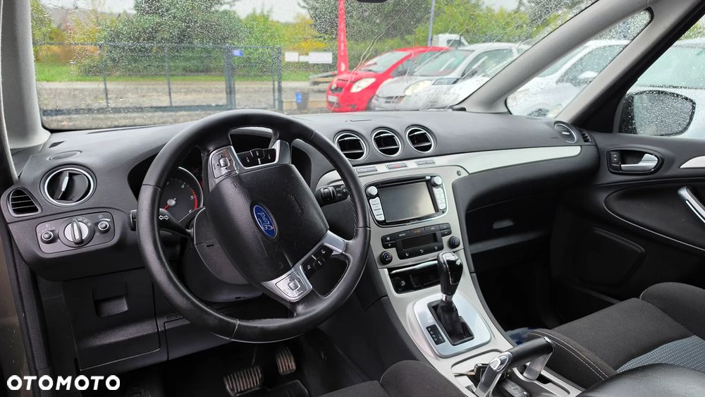 Ford S-Max 2.0 TDCi DPF Titanium - 13