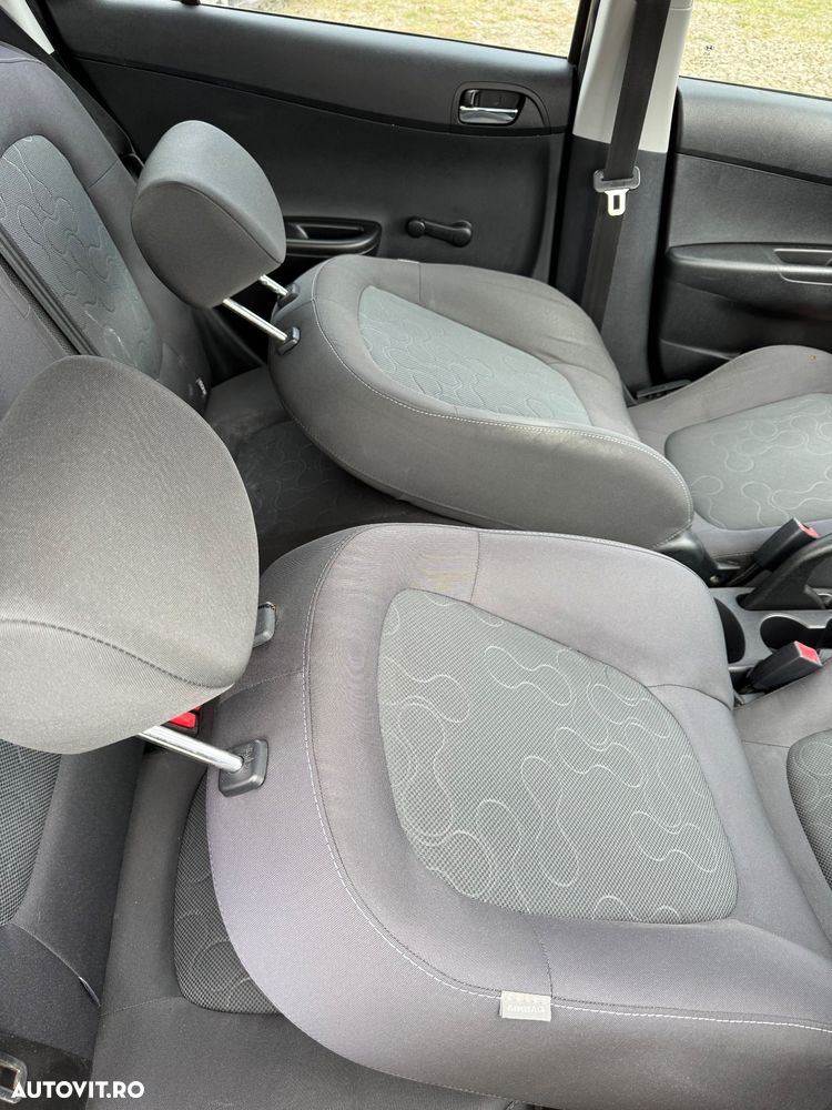 Hyundai i20 1.4 CRDI Style - 13