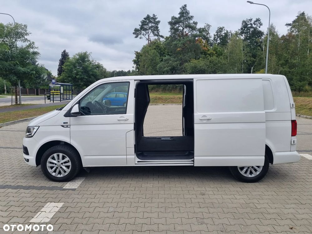 Volkswagen Transporter - 12