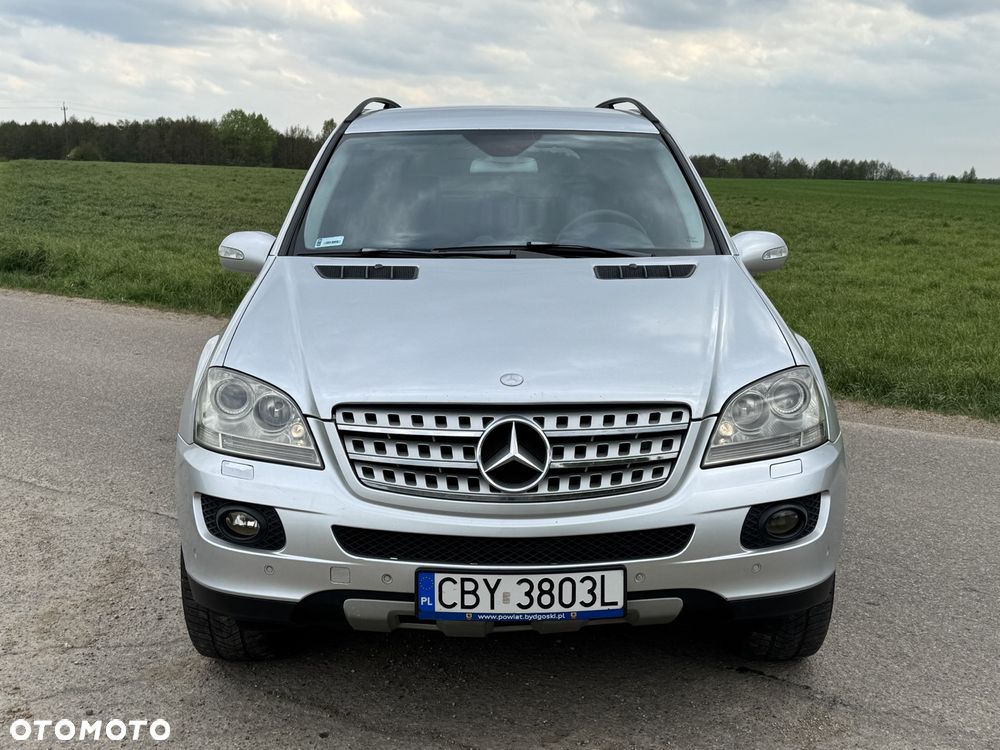 Mercedes-Benz ML - 15