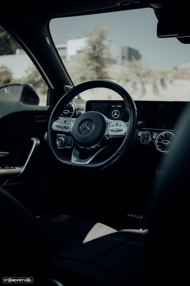 Mercedes-Benz A 35 AMG - 9