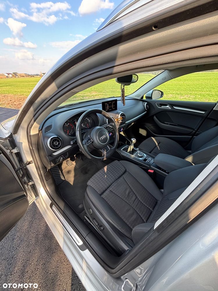 Audi A3 Sportback 1.4 TFSI Ambiente - 15