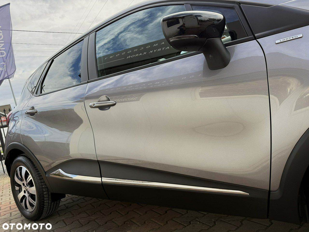 Renault Captur 1.3 TCe Intens - 36