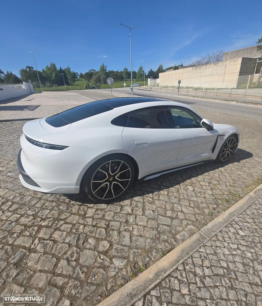 Porsche Taycan Standard - 13
