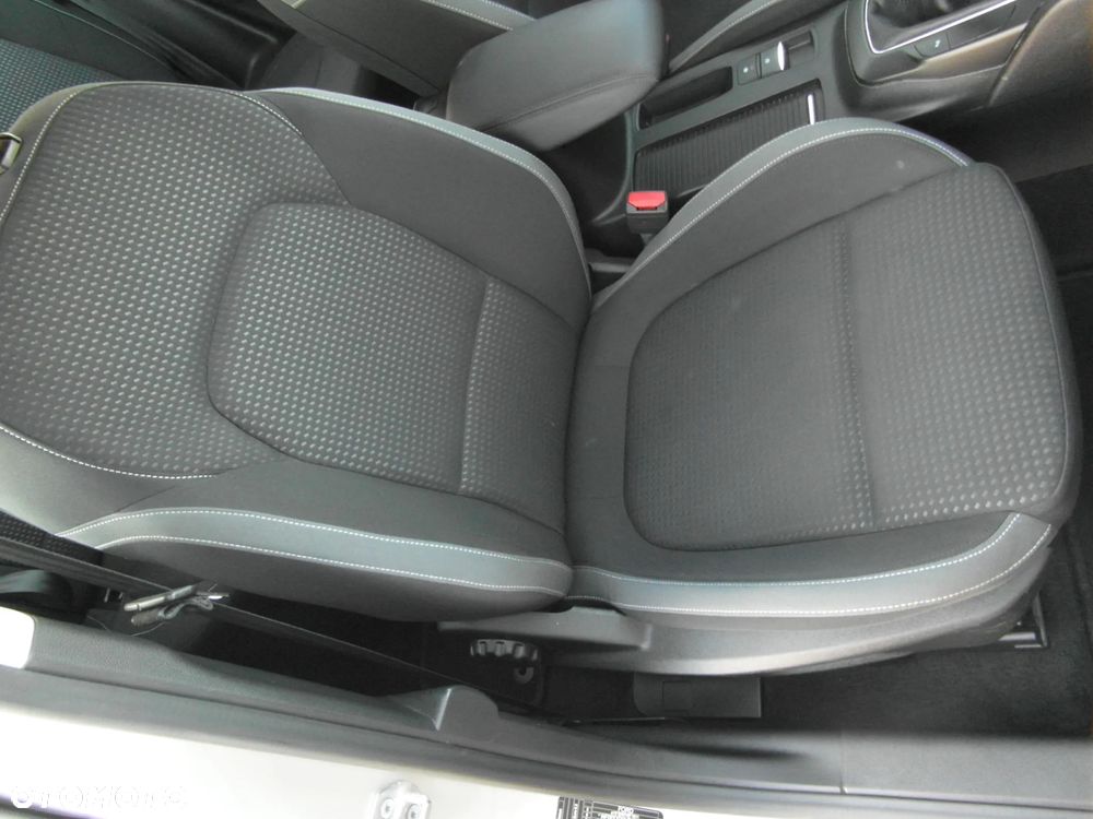 Ford Focus 1.5 EcoBlue Start-Stopp-System COOL&CONNECT - 19