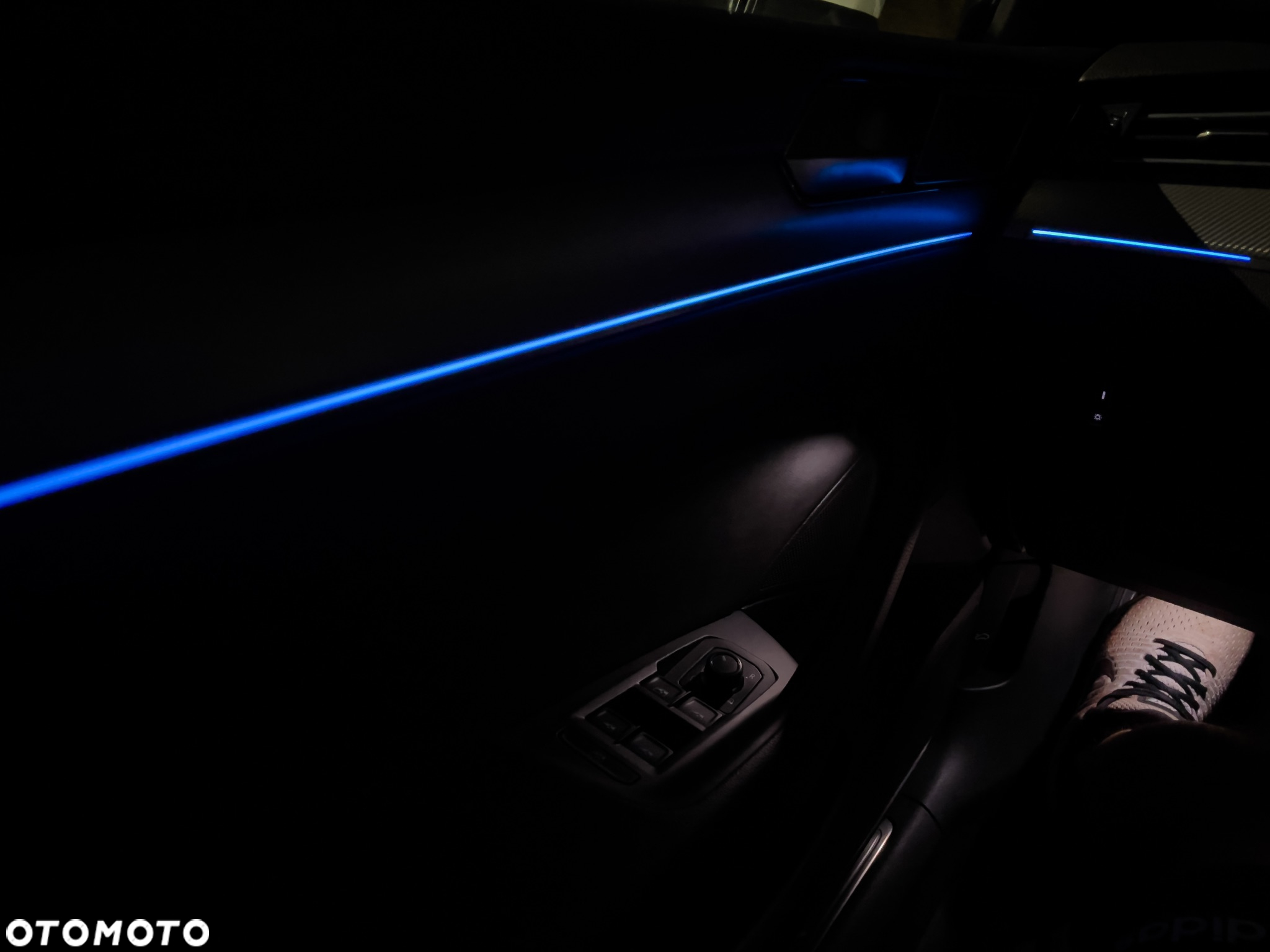 Volkswagen Arteon 2.0 TSI 4Motion R-Line DSG - 28