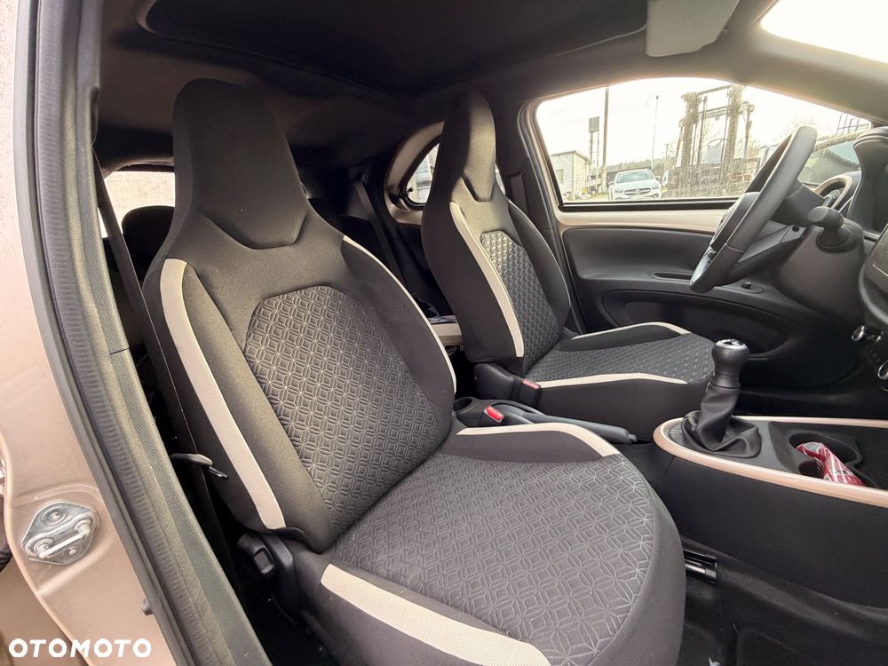 Toyota Aygo X Limited - 7