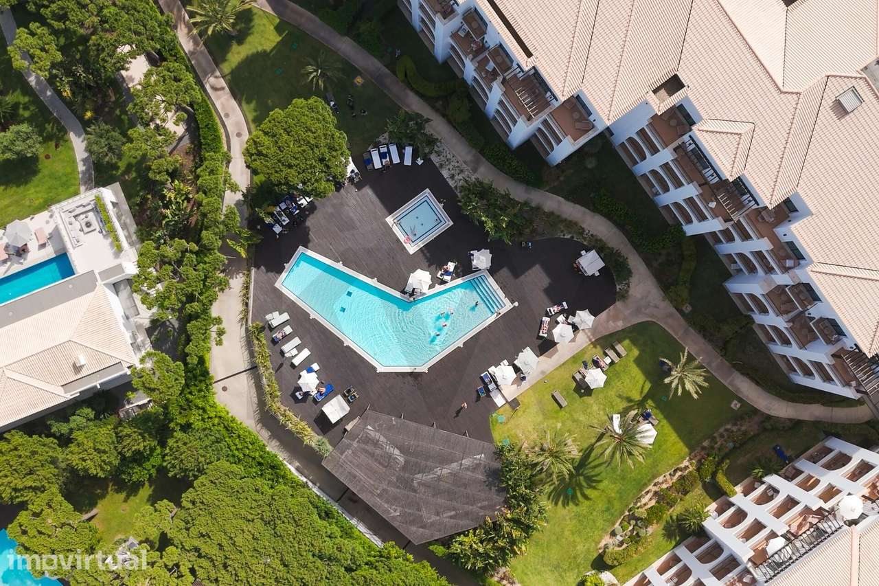 Moradia exclusiva com patios privados, no Pine Cliffs Resort, com aces - Grande imagem: 2/36