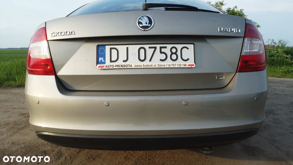 Skoda RAPID - 11