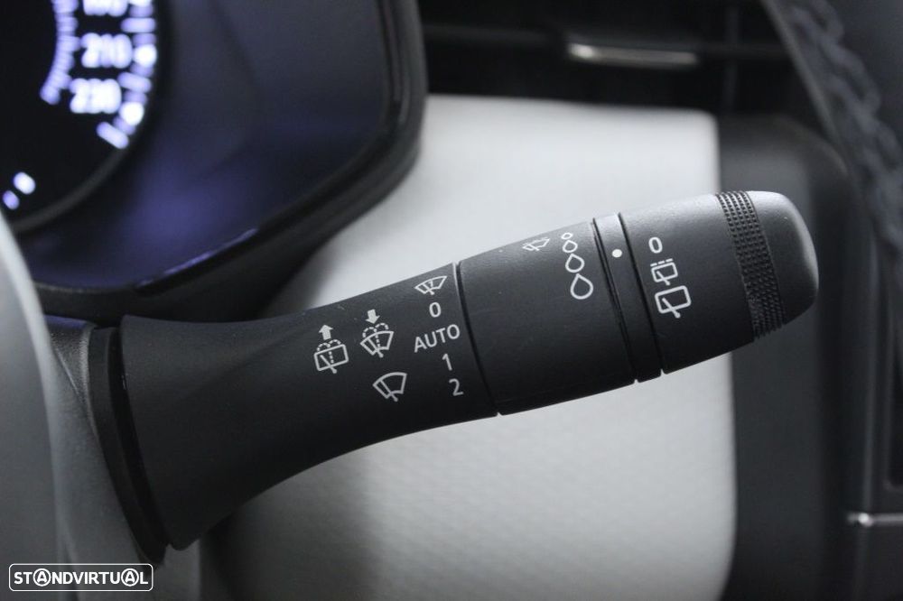 Renault Clio 1.0 TCe Evolution - 26