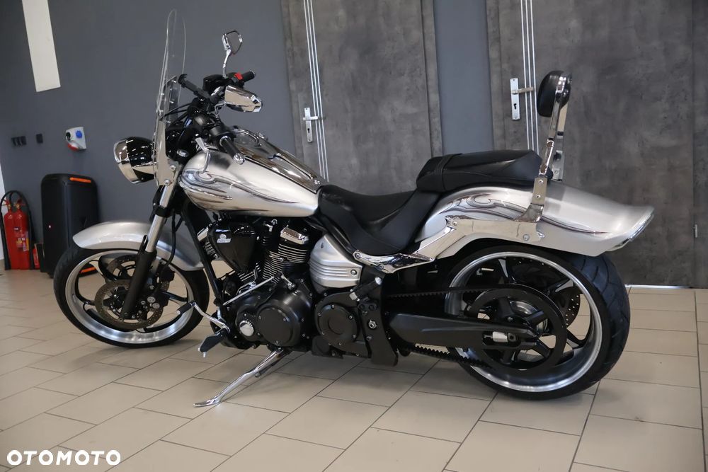 Yamaha XV - 9