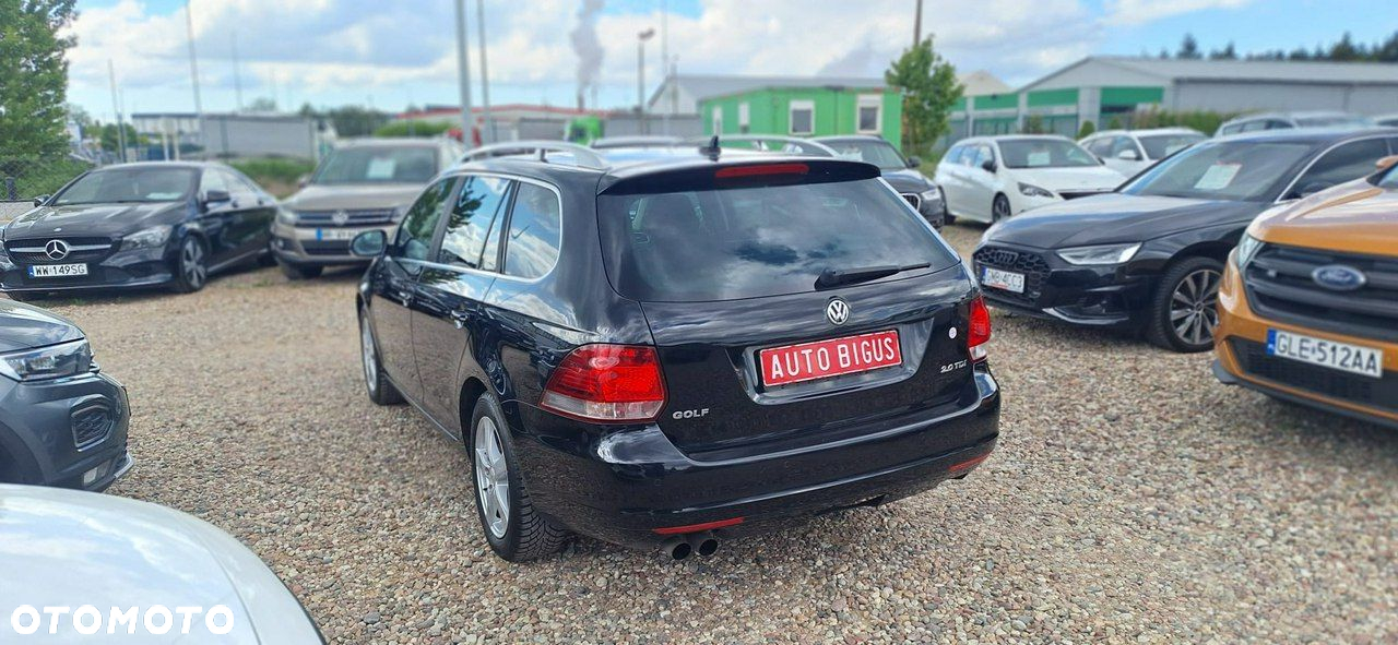 Volkswagen Golf - 6