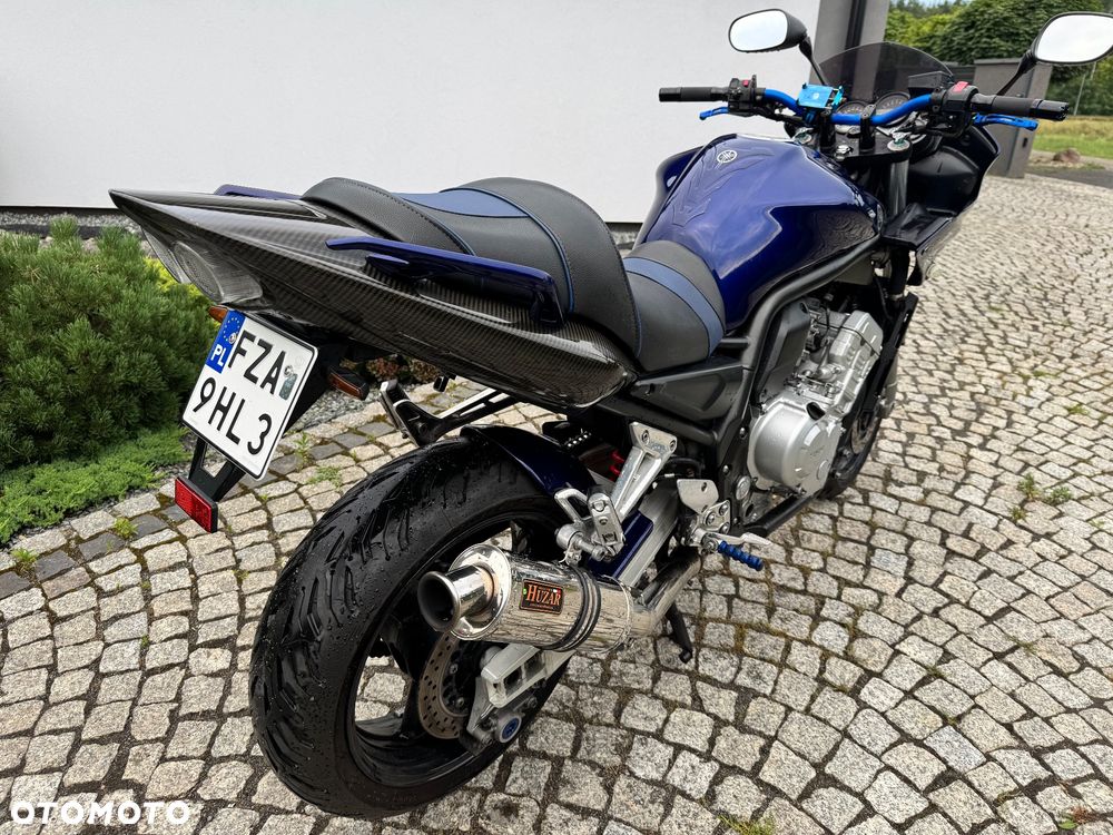 Yamaha FZS - 18