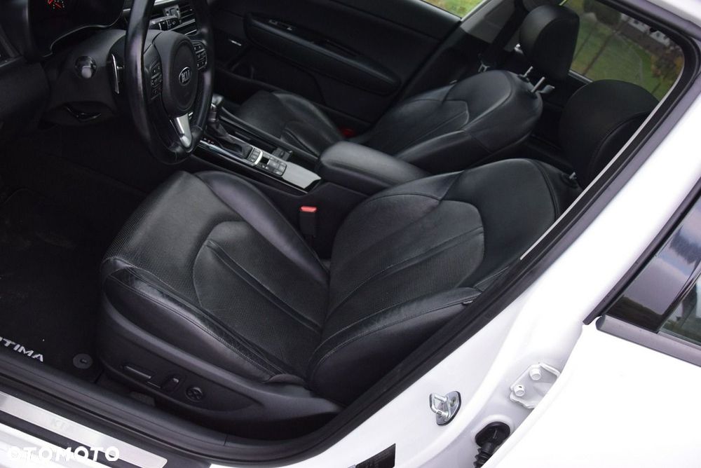Kia Optima - 26