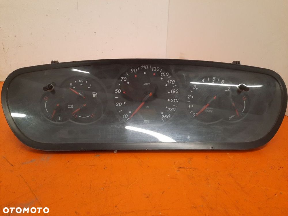 CITROEN C5 I 2.0MT 140KM 01-04 LIFTBACK ZEGARY LICZNIK 9651481380 - 1