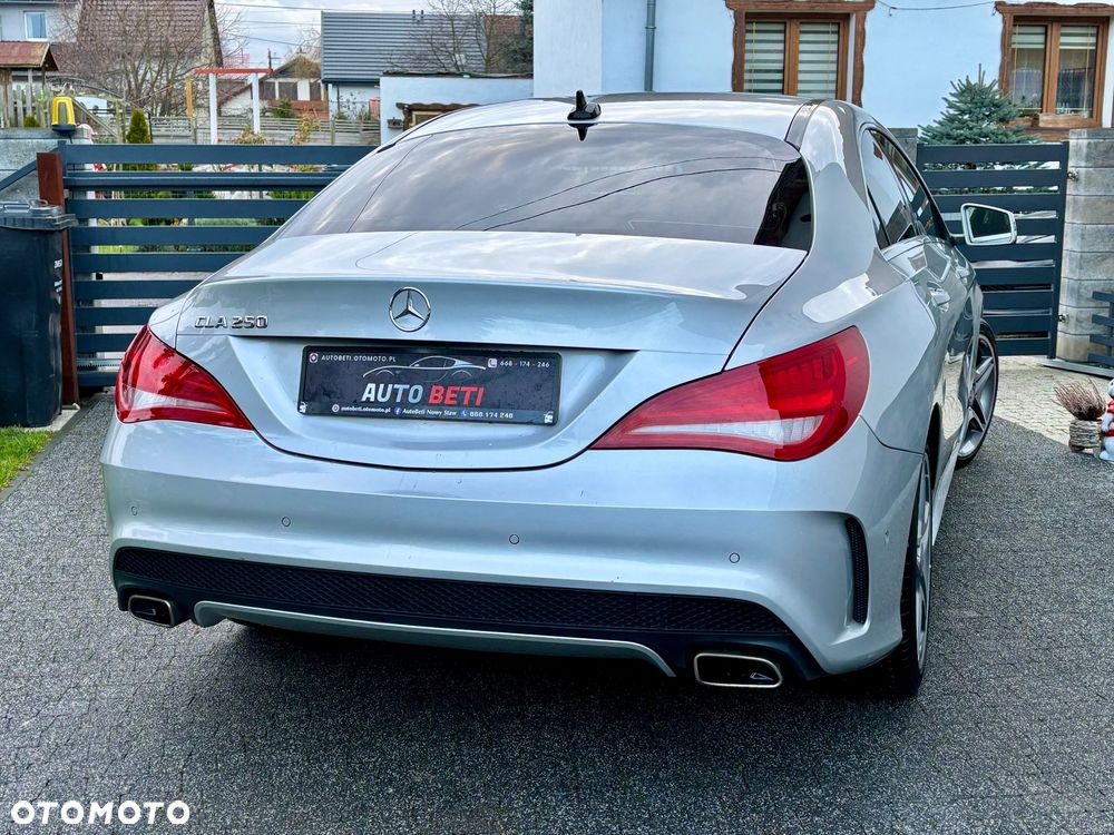 Mercedes-Benz CLA 250 7G-DCT AMG Line - 9