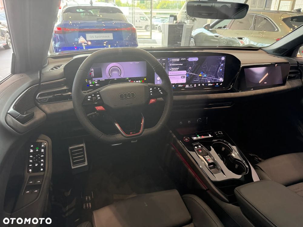 Audi RS5 Avant e-Hybrid 470kW Tiptronic - 16