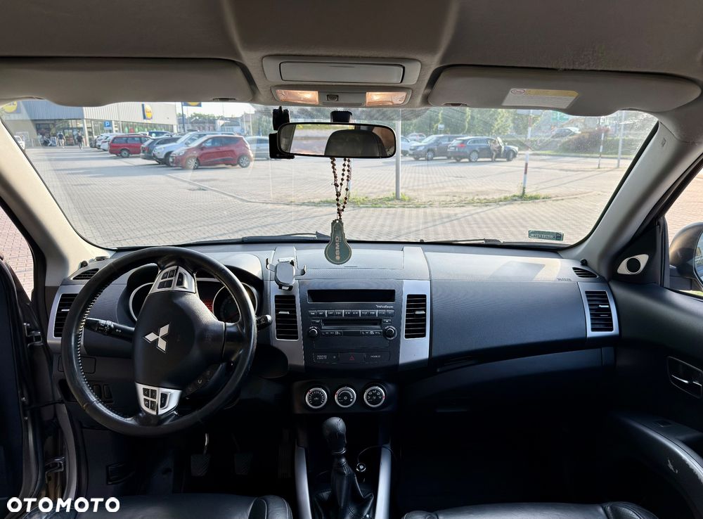 Mitsubishi Outlander 2.0 DID Instyle - 9