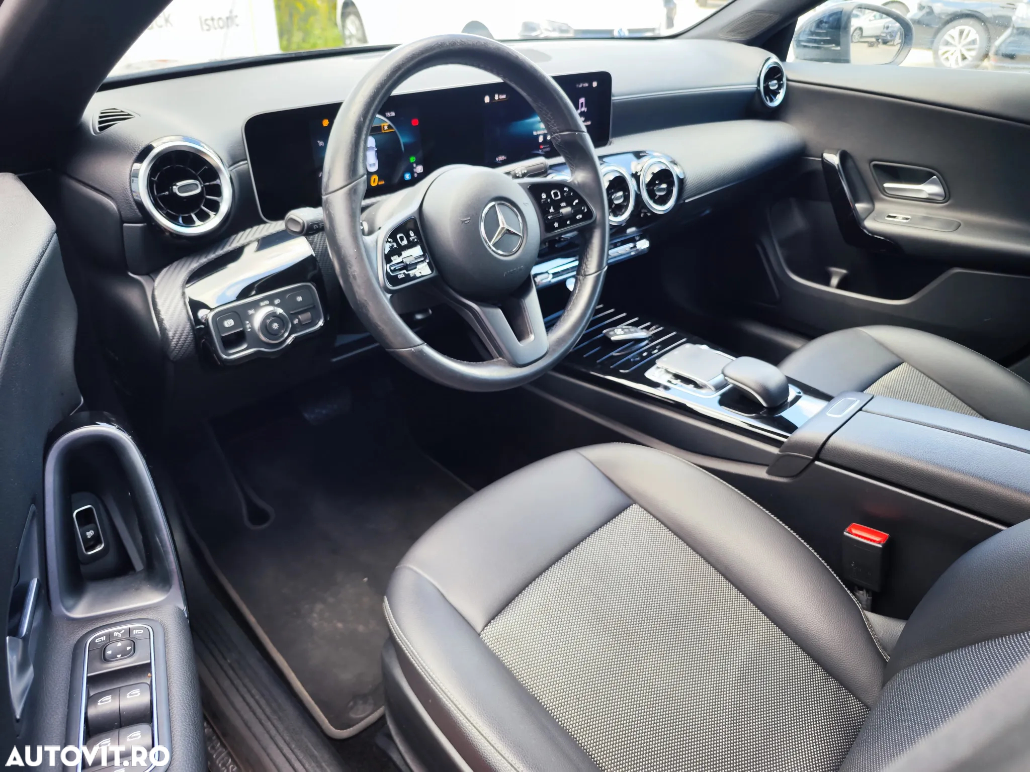 Mercedes-Benz CLA 180 d Coupe - 9