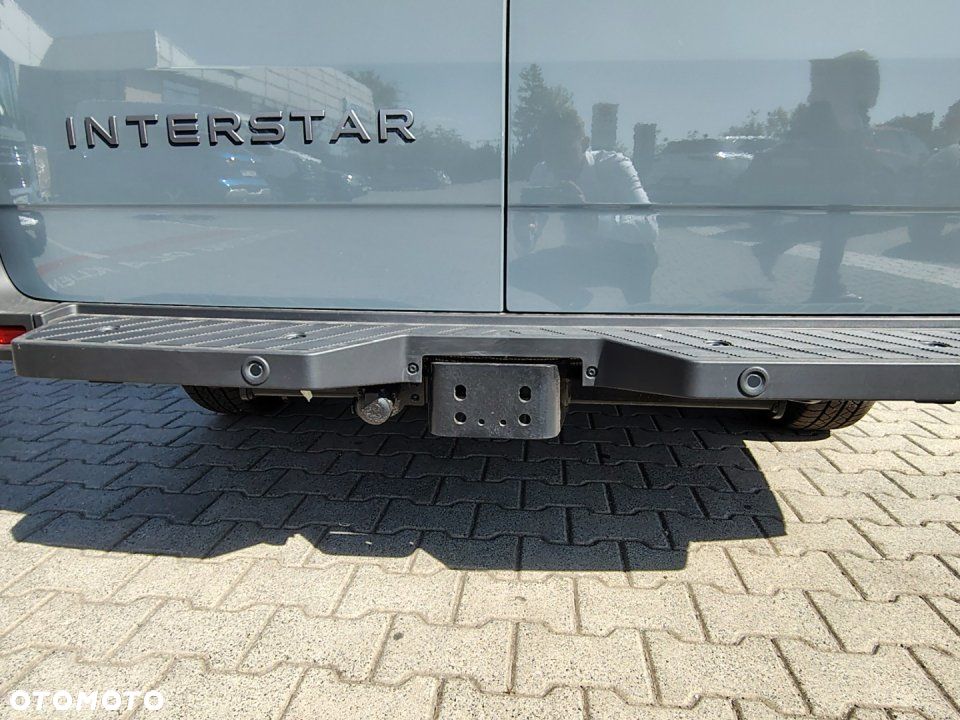 Nissan Interstar - 7