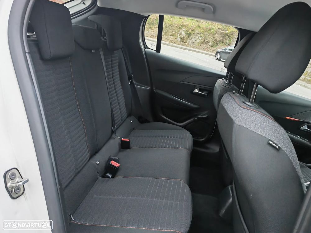 Peugeot 208 1.2 PureTech Allure Pack - 8