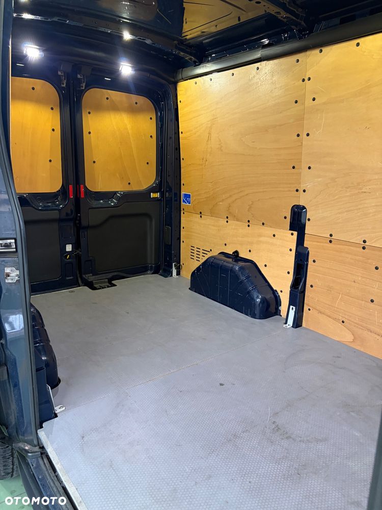 Ford Transit - 36