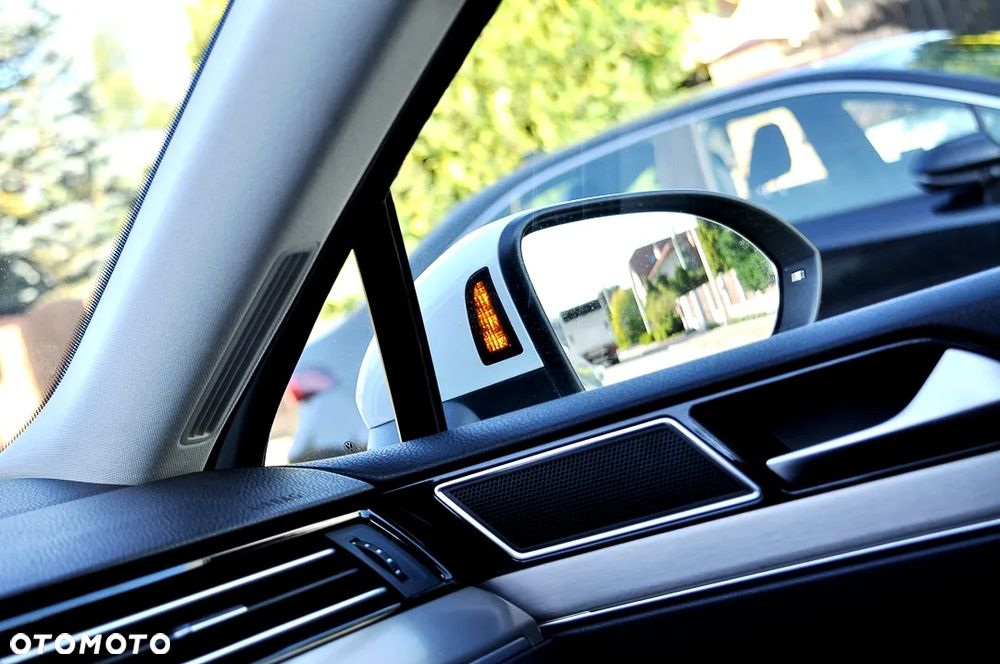 Volkswagen Passat 2.0 TDI BMT Highline DSG - 34
