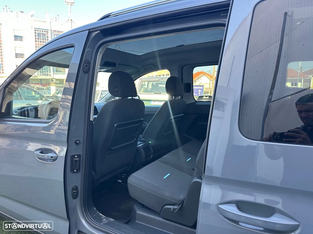 Ford Tourneo Connect Grand 1.5 EcoBoost Active - 8