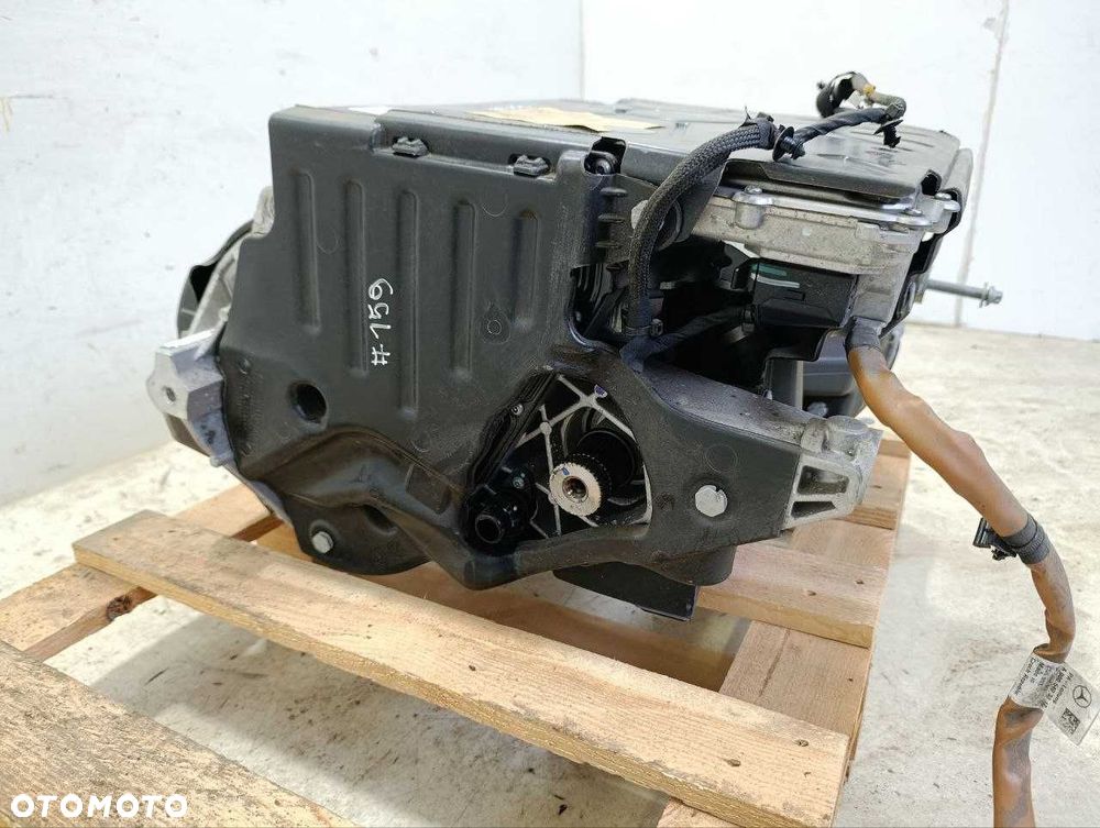 Silnik elektryczny 780.600 RWD z Mercedes-Benz EQE 350+ 2024 - 9