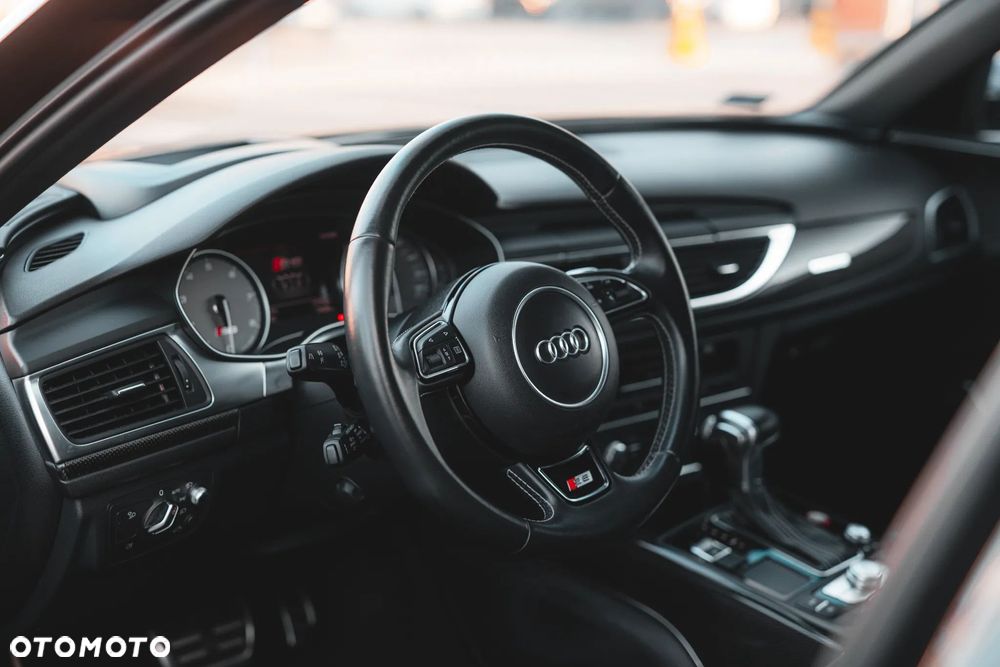 Audi S6 Limousine - 24