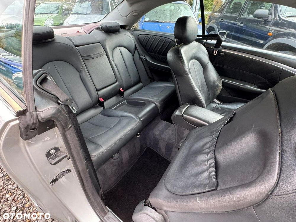 Mercedes-Benz CLK - 8
