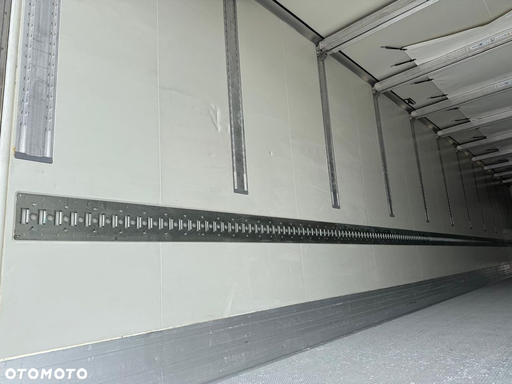 Krone Thermo King SLXi300, Doppelstock - 5