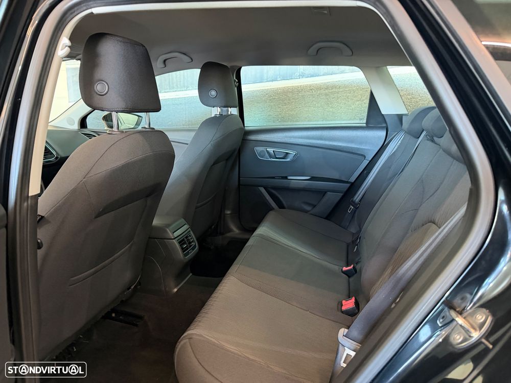 SEAT Leon ST 1.6 TDI Style Ecomotive - 6