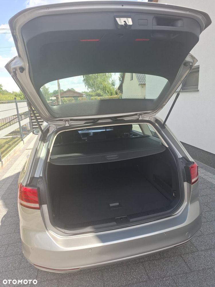 Volkswagen Passat 1.6 TDI (BlueMotion Technology) Comfortline - 13