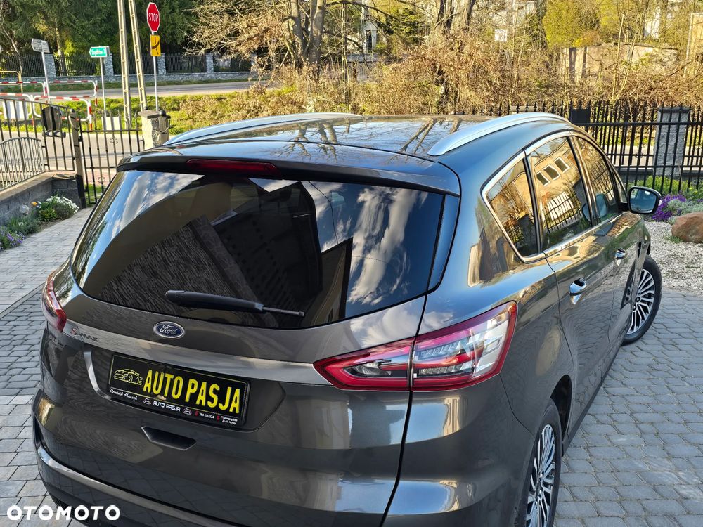 Ford S-Max - 14