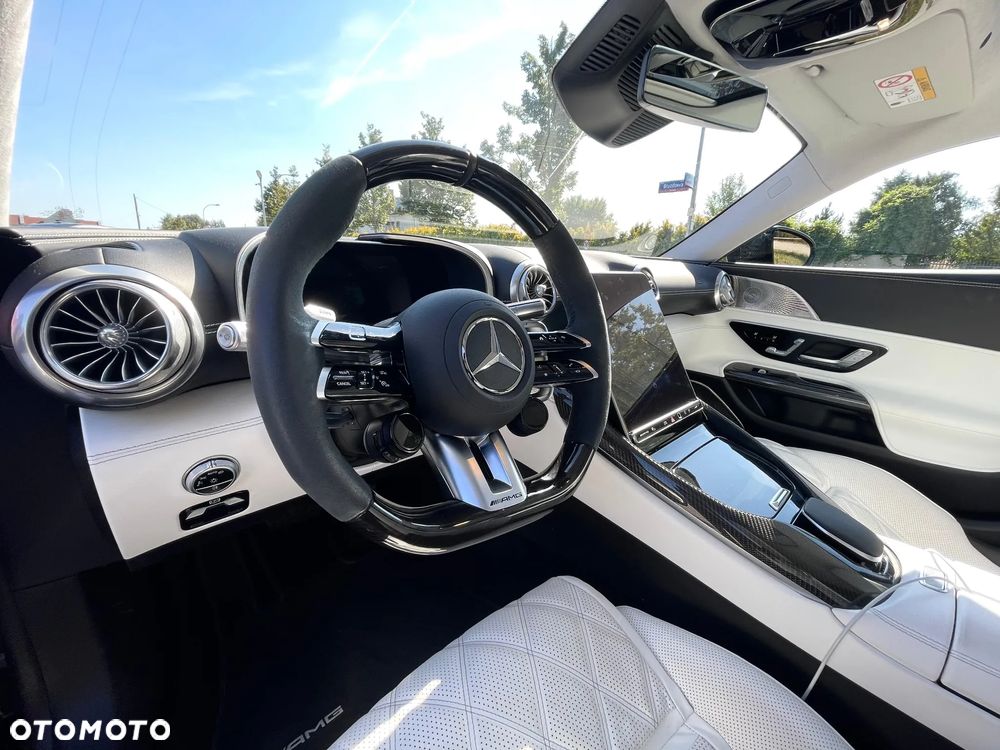 Mercedes-Benz AMG GT - 8