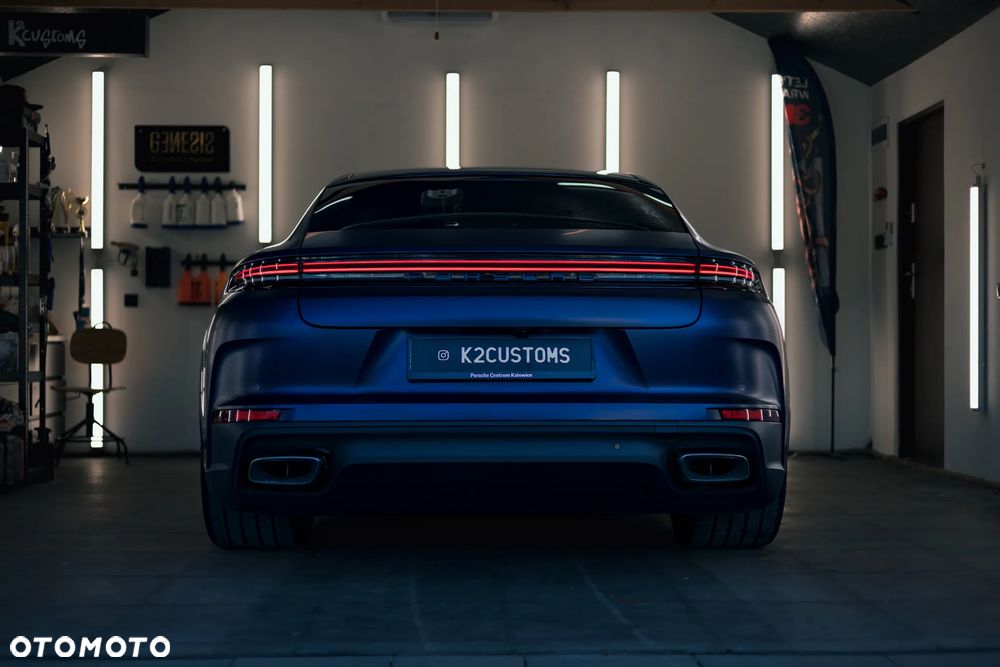 Porsche Panamera 4 - 8